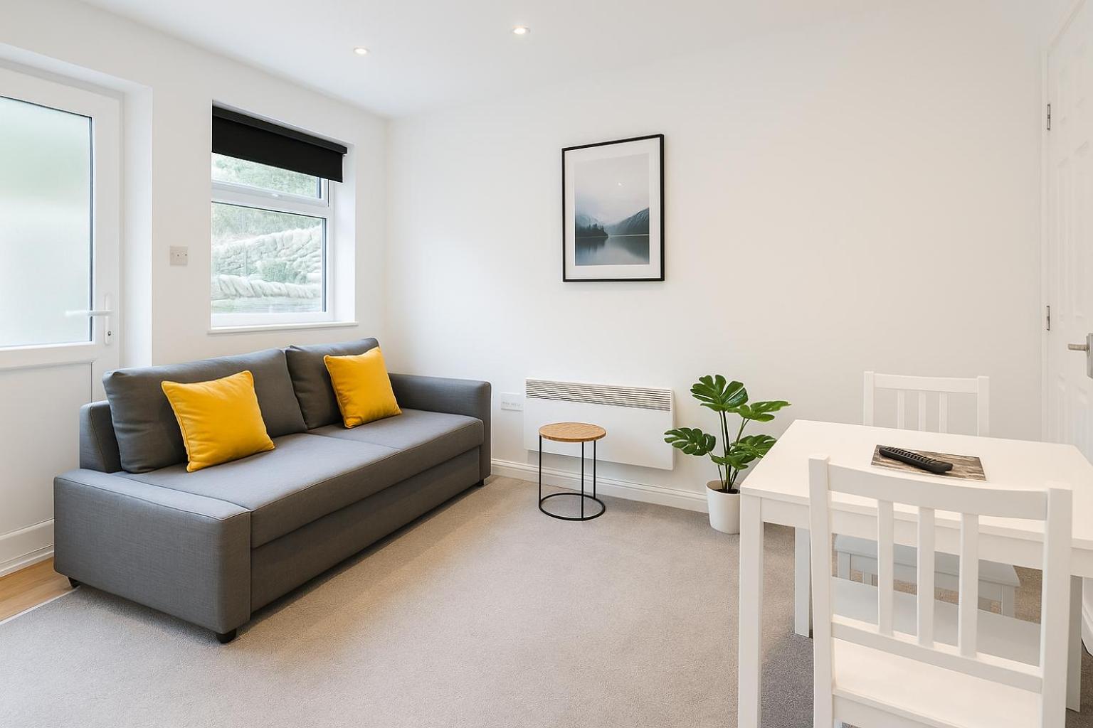 6 Person Apartment In City Centre カーディフ エクステリア 写真